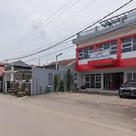 Reddoorz Syariah Near Dprd Kabupaten Subang